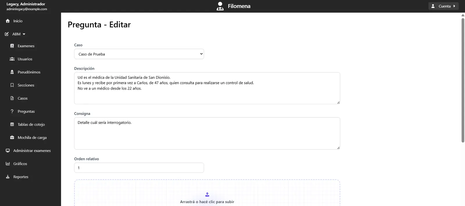 Editor de preguntas completado con un escenario clínico y la consigna asociada